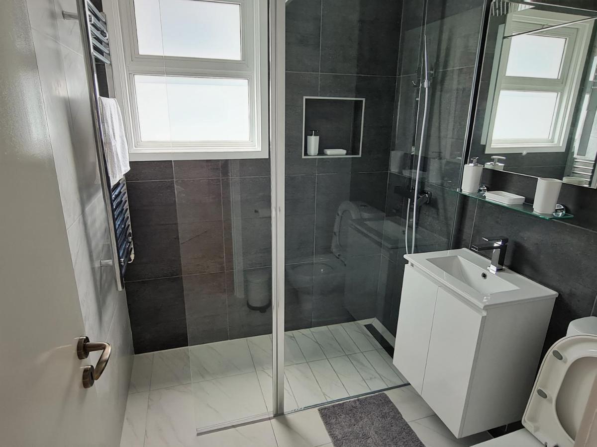 Easystay Two Bedroom Apartment Ларнака Экстерьер фото