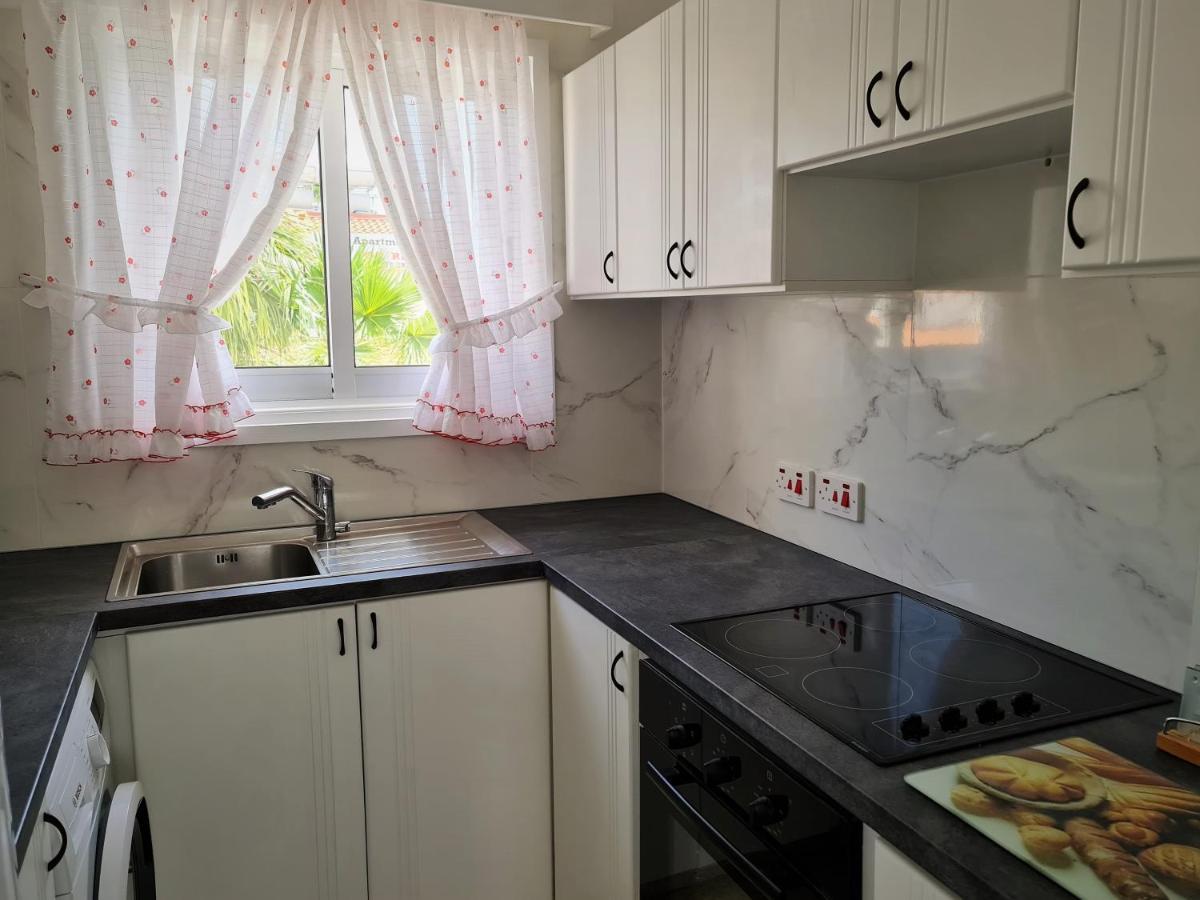 Easystay Two Bedroom Apartment Ларнака Экстерьер фото